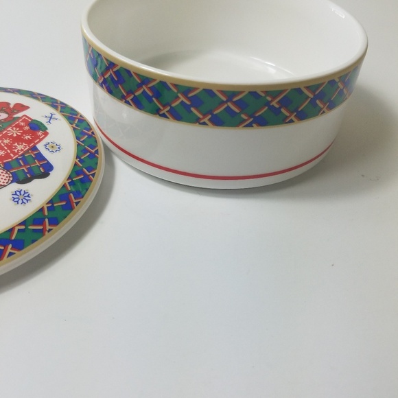 MIKASA HOLIDAY TRINKET BOX - Picture 5 of 7